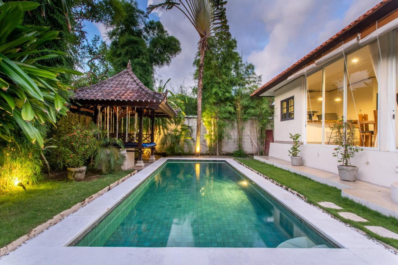 Villa Janitra Seminyak Eksteriør bilde